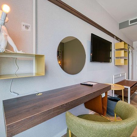 Vienna House Easy By Wyndham Amsterdam Airport Schiphol Hotel Hoofddorp Ngoại thất bức ảnh