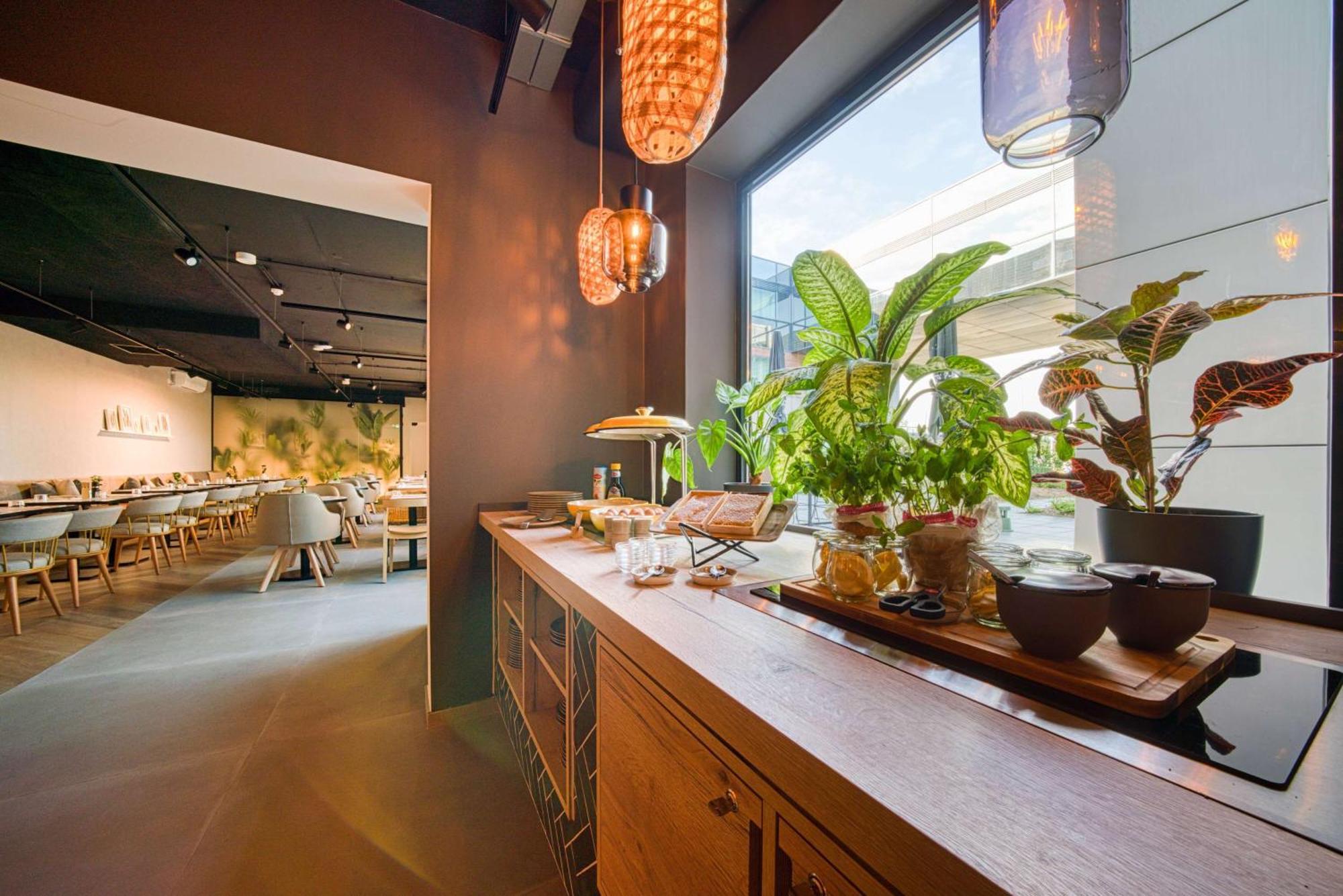 Vienna House Easy By Wyndham Amsterdam Airport Schiphol Hotel Hoofddorp Ngoại thất bức ảnh